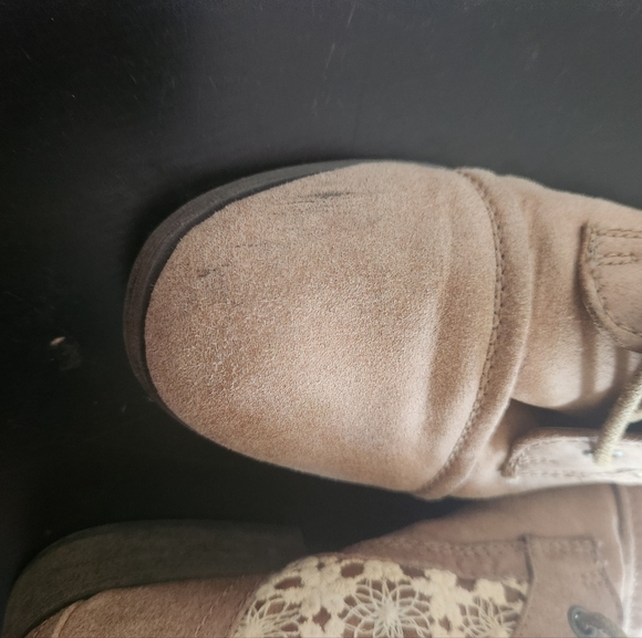 Brash Lace-Accent Tan Ankle Boots - Picture 5 of 6